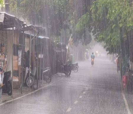 Ilustrasi hujan lebat dan angin kencang di Riau (foto/int)